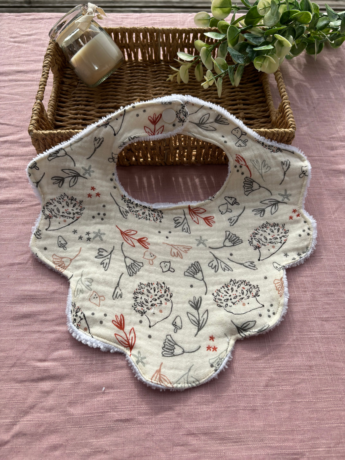 Bavoir fleur bébé